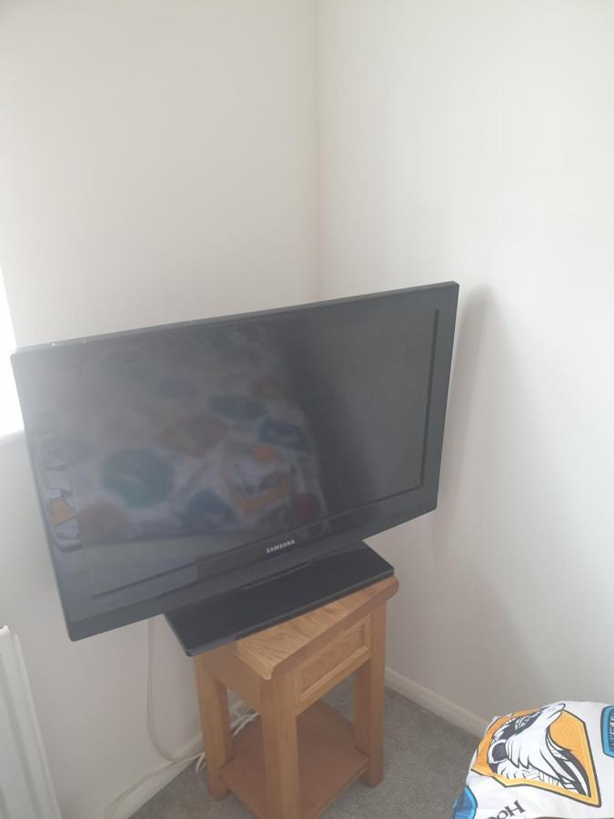 Harry Potter Theme Double Room In Shared House Watford  Exterior foto